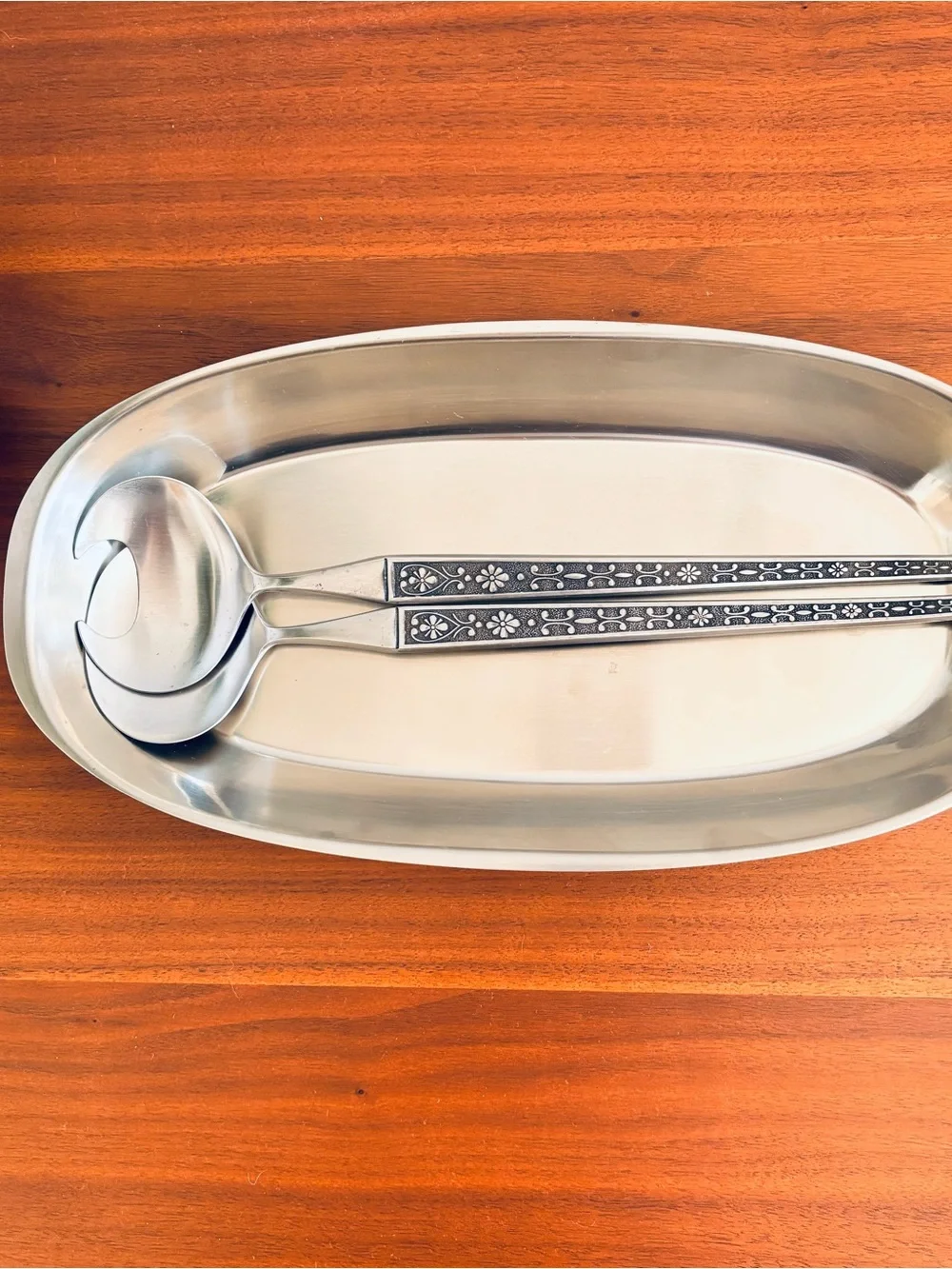 Stainless Steel Serving Platter and Utensil Set - MCM Japan